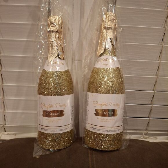 Party Confetti Party Popper Champagne Bottle - Picture 1 of 3